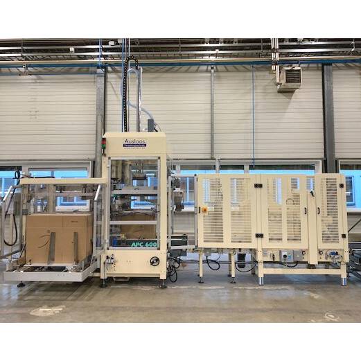 Packaging line for tobacco producer