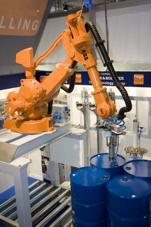 Automate dangerous and toxic filling with Cognex vision 