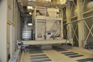 Van Aarsens high speed bulk out-loading Fast Bulk Robot with integrated sieve