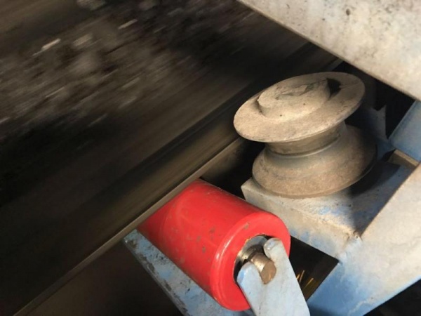 Guide rollers with diabolic formed PU sheath Belt saver!