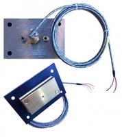 Belt misalignment monitoring conveyors and bucket elevators Rub-Block with a PT100 temperature sensor