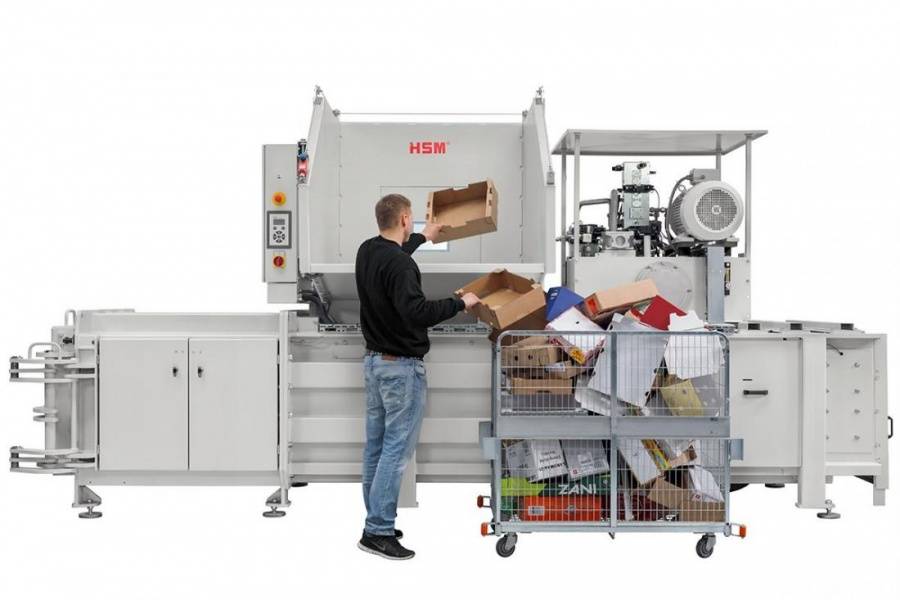 Horizontal baling press as disposal solution for industry 