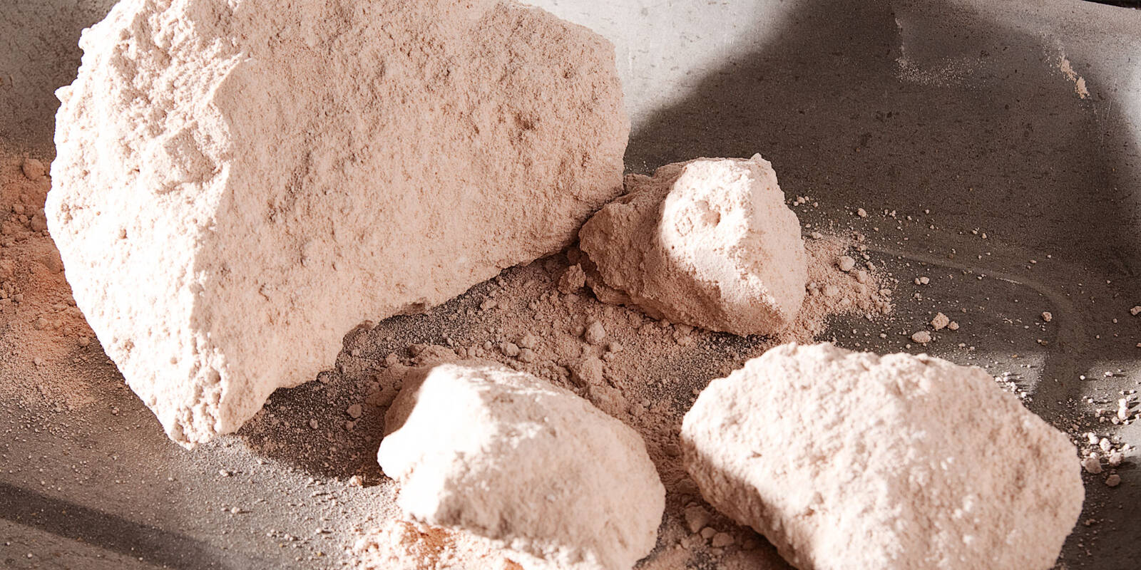 Caking and Lump Formation in Powders and Bulk Materials On-line short course