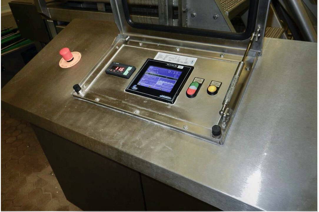 PENKO has a permit to carry out legal verificaions and reverifications. Automatic as well as non automatic weighing systems