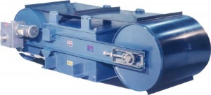 Suspended Belt Magnet To remove ferrous contaminants