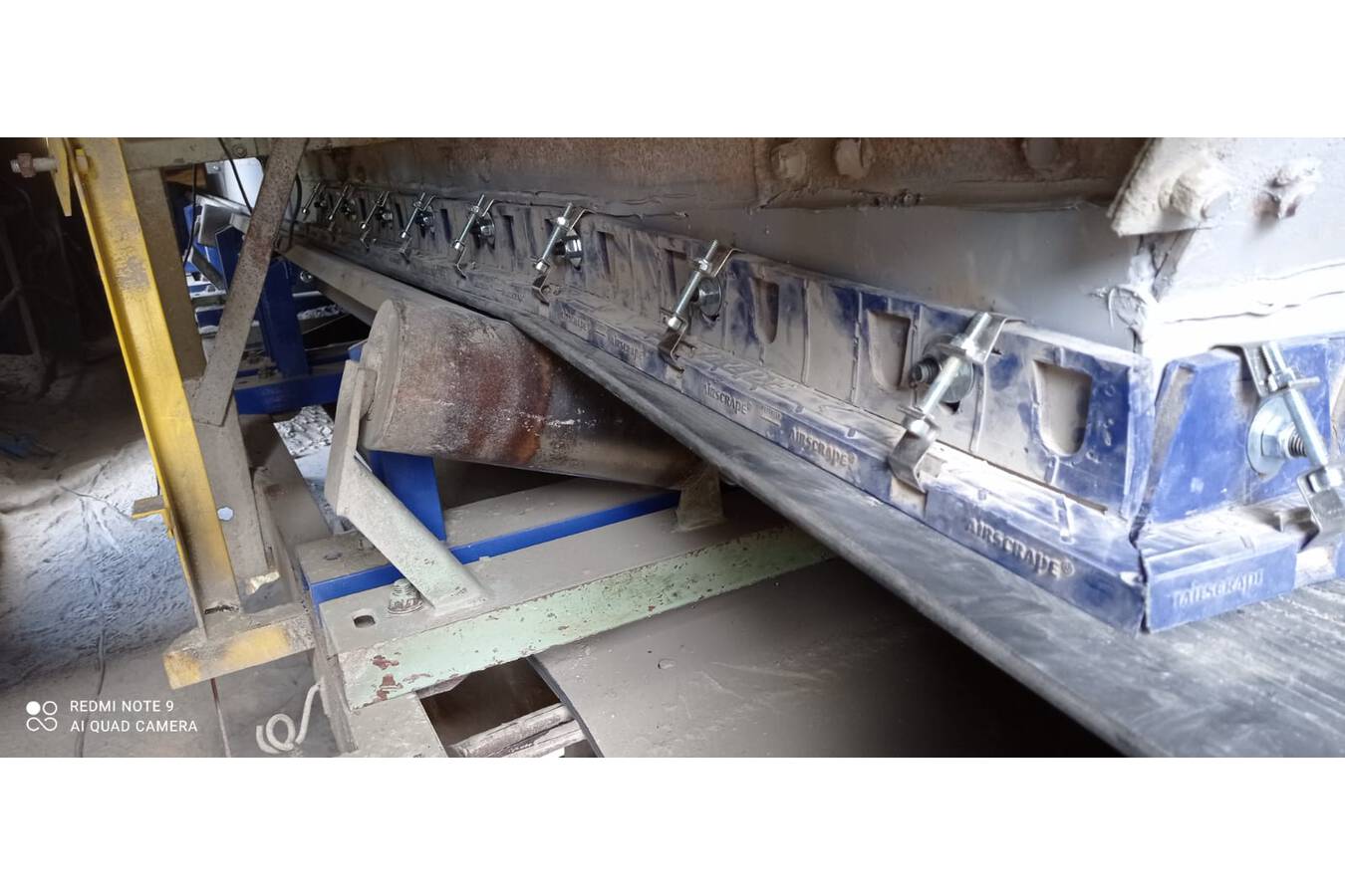 Maintenance-free conveyor skirtings conquer the mining world Efficiency at its Best Dust-, spillage- and maintenance-free Conveyor Skirtings supplied from Kamp-Lintfort, Germany conquer the World of Mining