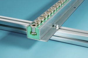 Guide Rails in two part design minimize machine downtimes Quick exchange of chain guides