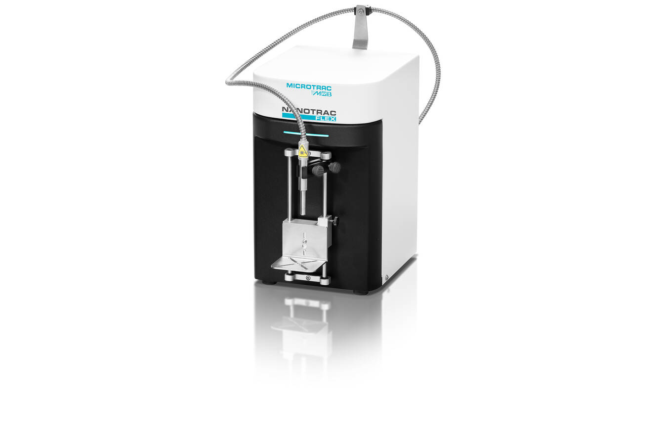The Power of the Probe: Dynamic Light Scattering Made Easy Rapid, simple and reliable particle size measurements in suspensions and emulsions without using consumables - that is possible with the unique probe technology used in the analyzers of the Nanotrac series. 