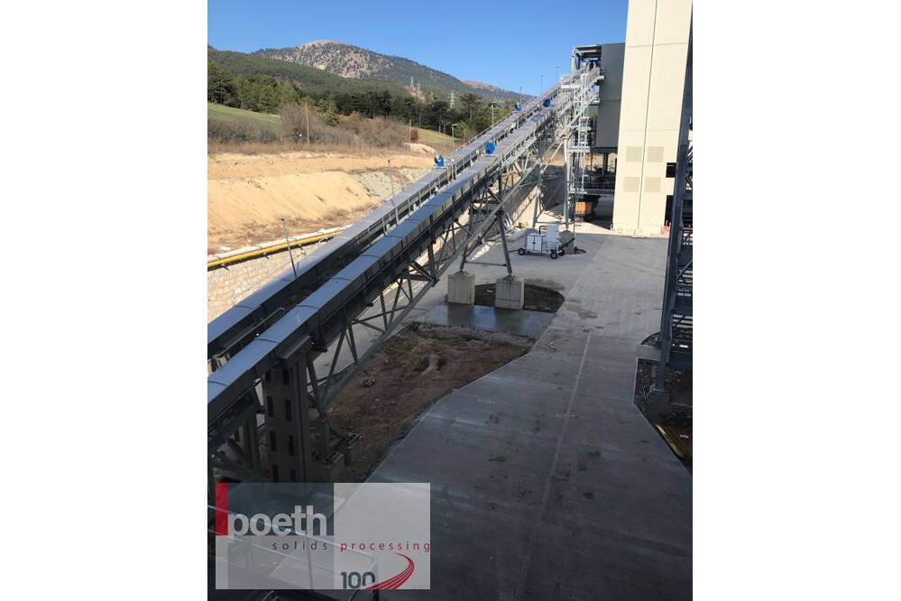 Poeth Airbelt for green power plant in Turkey At a power plant in Turkey, the biological fuel is transported with a Poeth airborne conveyor. This leads to 40% energy reduction and 75% less maintenance, compared to a traditional belt conveyor.
