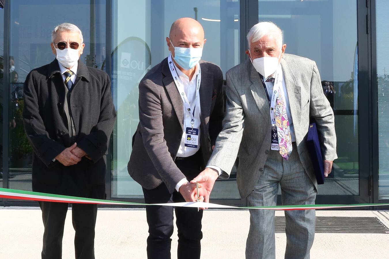 60 years of OLI spa End of 2021 gave two  reasons to celebrate for OLI Spa: the opening of its new facility in Medolla, North Italy, and the 60-year anniversary of the company.