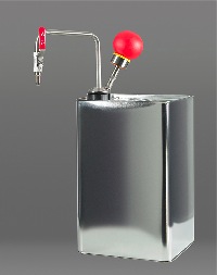 Hand pump for solvents Gas-tight and completely lockable