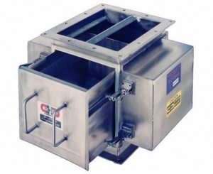 Ez Clean Vertical Spout For removal of tramp metal contaminants