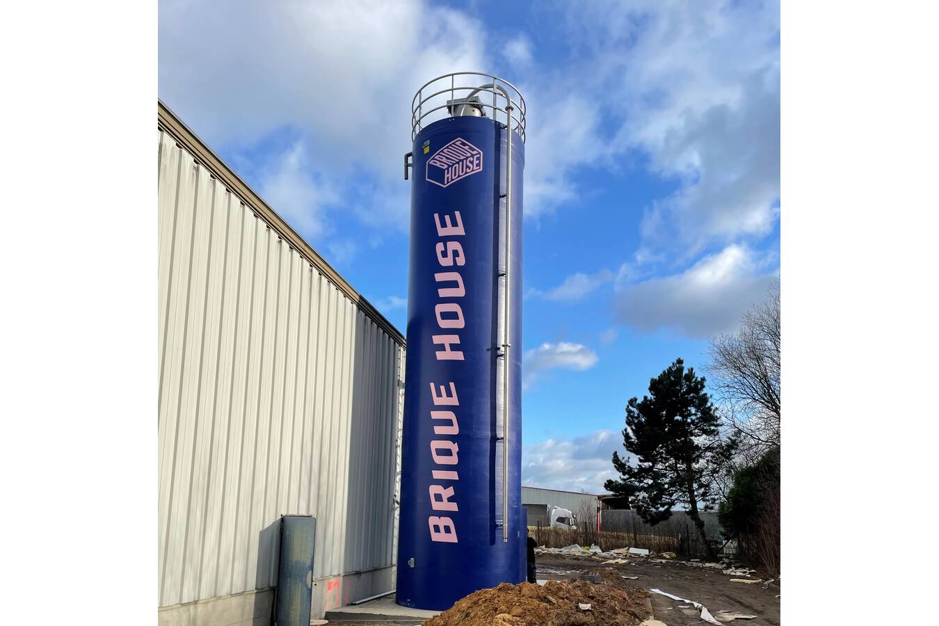 Composite silo for the brewing industry Composite silo 60m³ Ø 3.000mm, explosion panels, over/under pressure valve