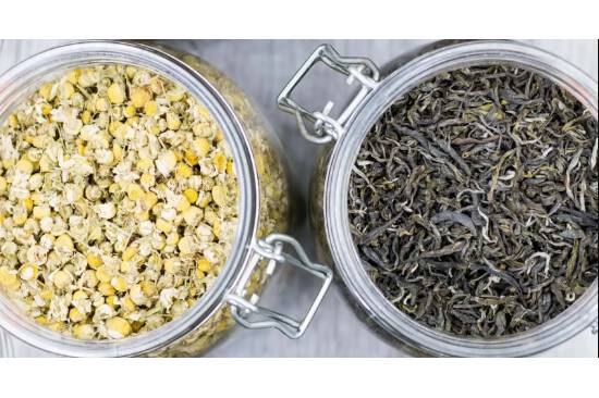 Best conveyors for conveying powdered tea or loose leaf tea Spiroflow experts discuss tea conveying challenges and review considerations for the mechanical conveyors most suitable for conveying tea