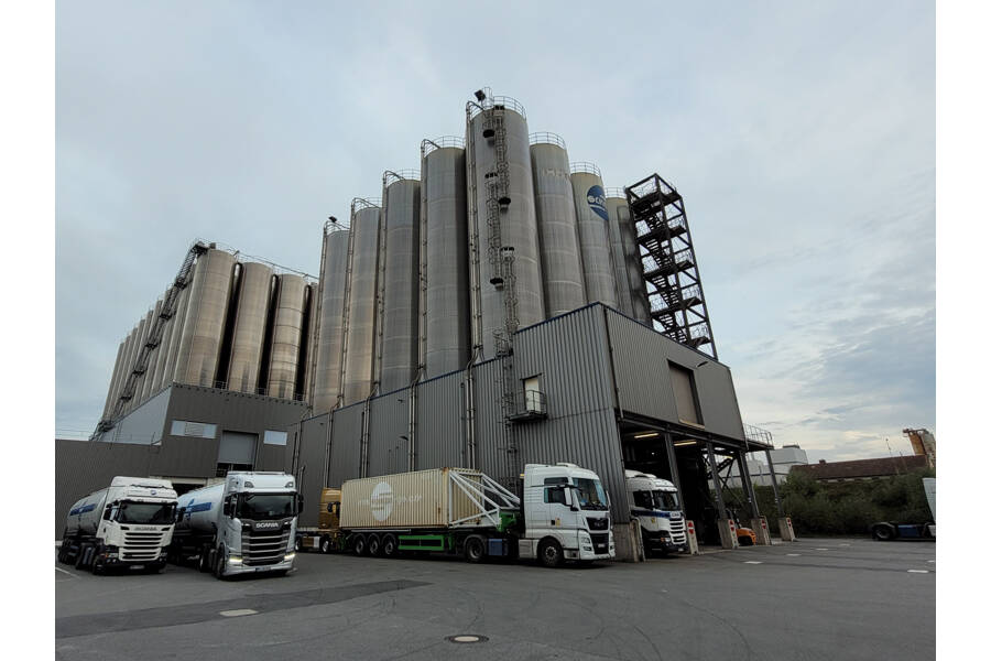 Automated silo logistics for bulk goods More capacity at the port of Duisburg’s bulk storage facility
