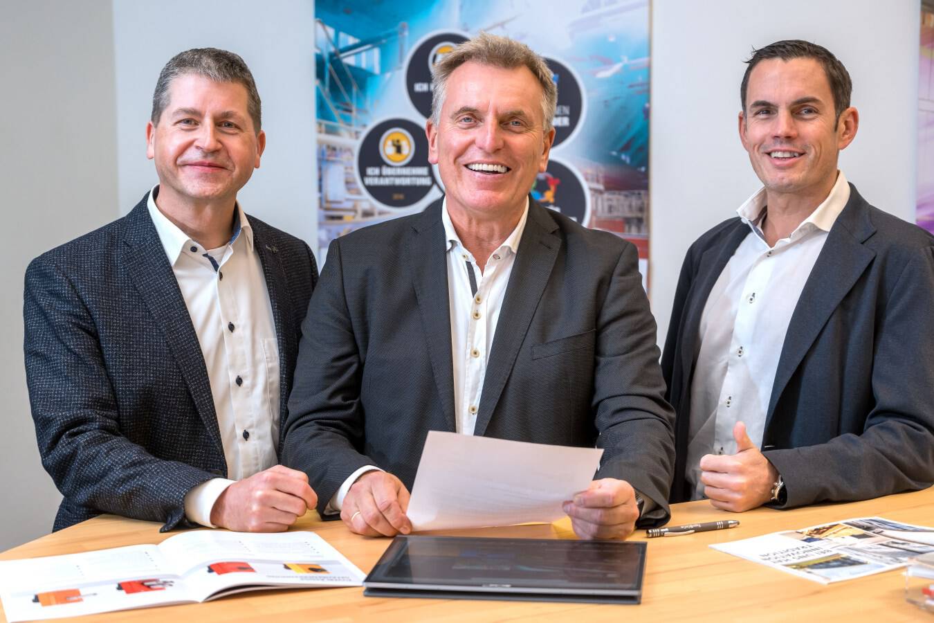 The new management team already in action (from left: Mario Haas, Dipl.-Kfm. Uwe Kahmann and Dipl.-Ing. Alexander Kuppe)