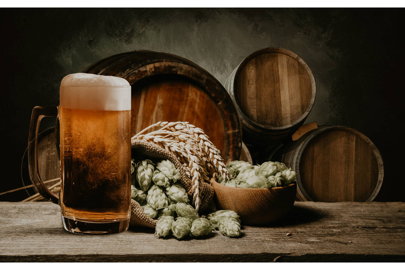 Level Measurement Technology for the Food & Beverage Industry Reliable sensor solutions for maximum hygiene, efficiency and transparency
