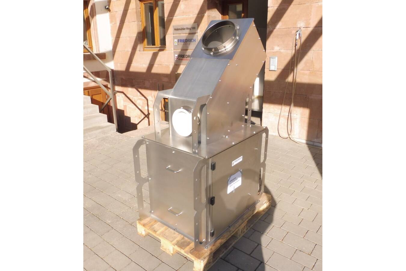 FRIEDRICH electronic showcases innovations at Powtech 