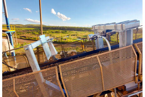 Moisture and mass flow in the bulk industry Ideal measuring solution on the conveyor belt for optimization of product quality