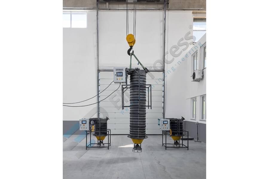 Loading Chute, Silo Truck Loading Bellow by Elit Process  Optimise your bulk material logistics with Elit Process’s dust-free loading systems – bespoke solutions designed to ensure efficiency, safety and maximum cleanliness in your facility.