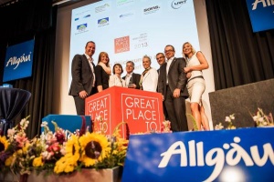 UWT is awarded first place "Best Employer in the Allgäu 2013" In the category "company with 50-249 employees"