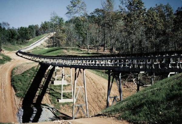 Pooling knowledge worldwide BEUMER Center of Competence offers the best solutions to cement manufacturers