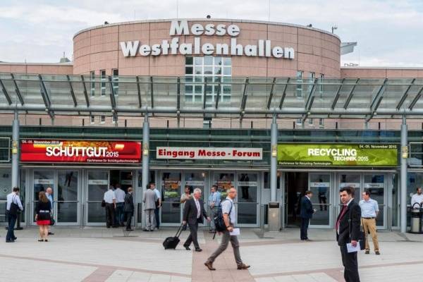 SCHÜTTGUT 2015 erzielt neuen Aussteller-Rekord 