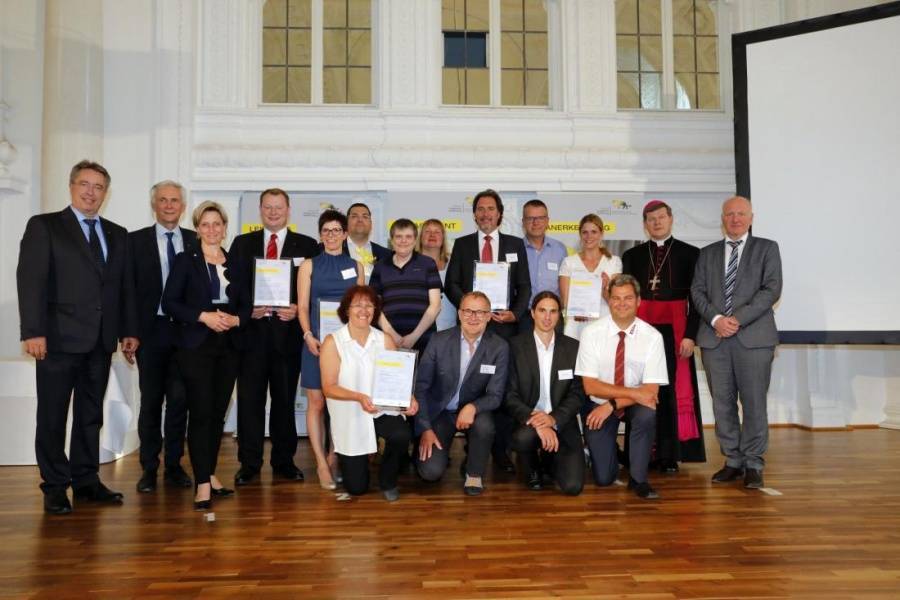 Mittelstandspreis: Esta für soziales Engagement geehrt 