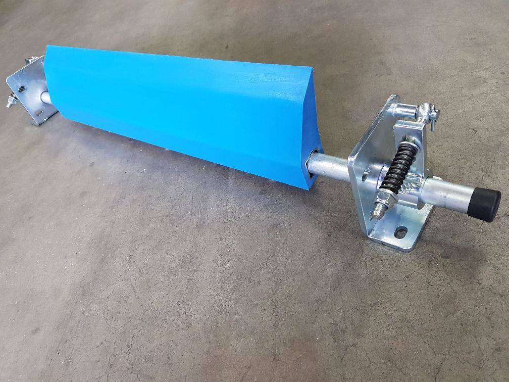 PU primary scrapers with stainless steel tensioning 