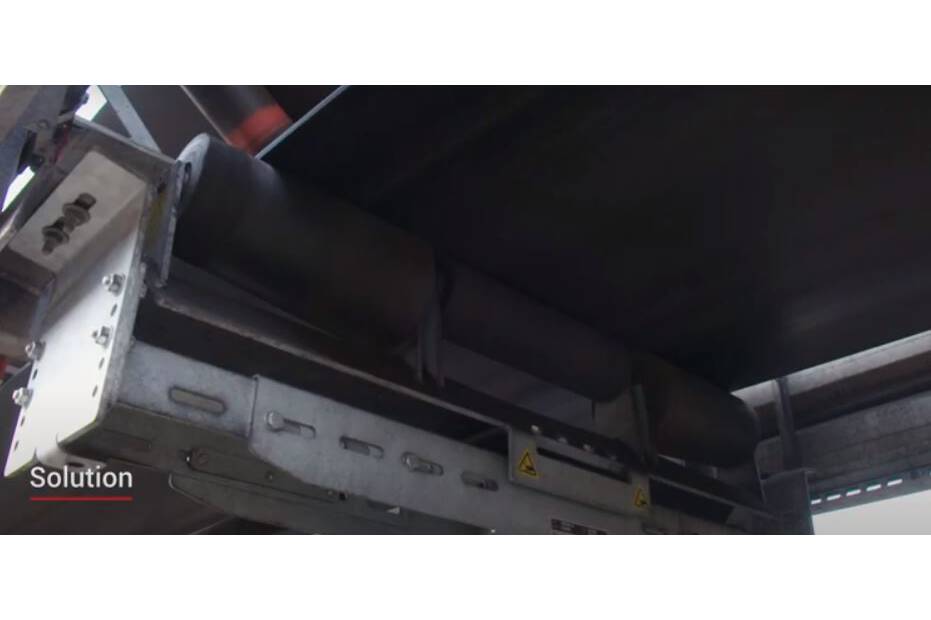 Solution to avoid misalignment of conveyor belt